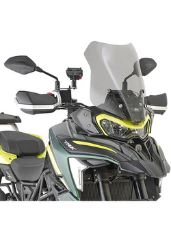 Specific screen GIVI for Yamaha Ténéré 700 World Raid (22-) transparent