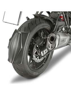 Spray guard GIVI RM02 Triumph Tiger 900 (20-21) [mounting kit included]