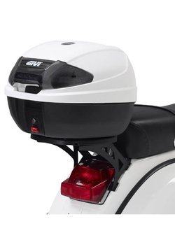 Stelaż GIVI pod kufer centralny Monolock® do Vespy PX 125-150 (11-17)